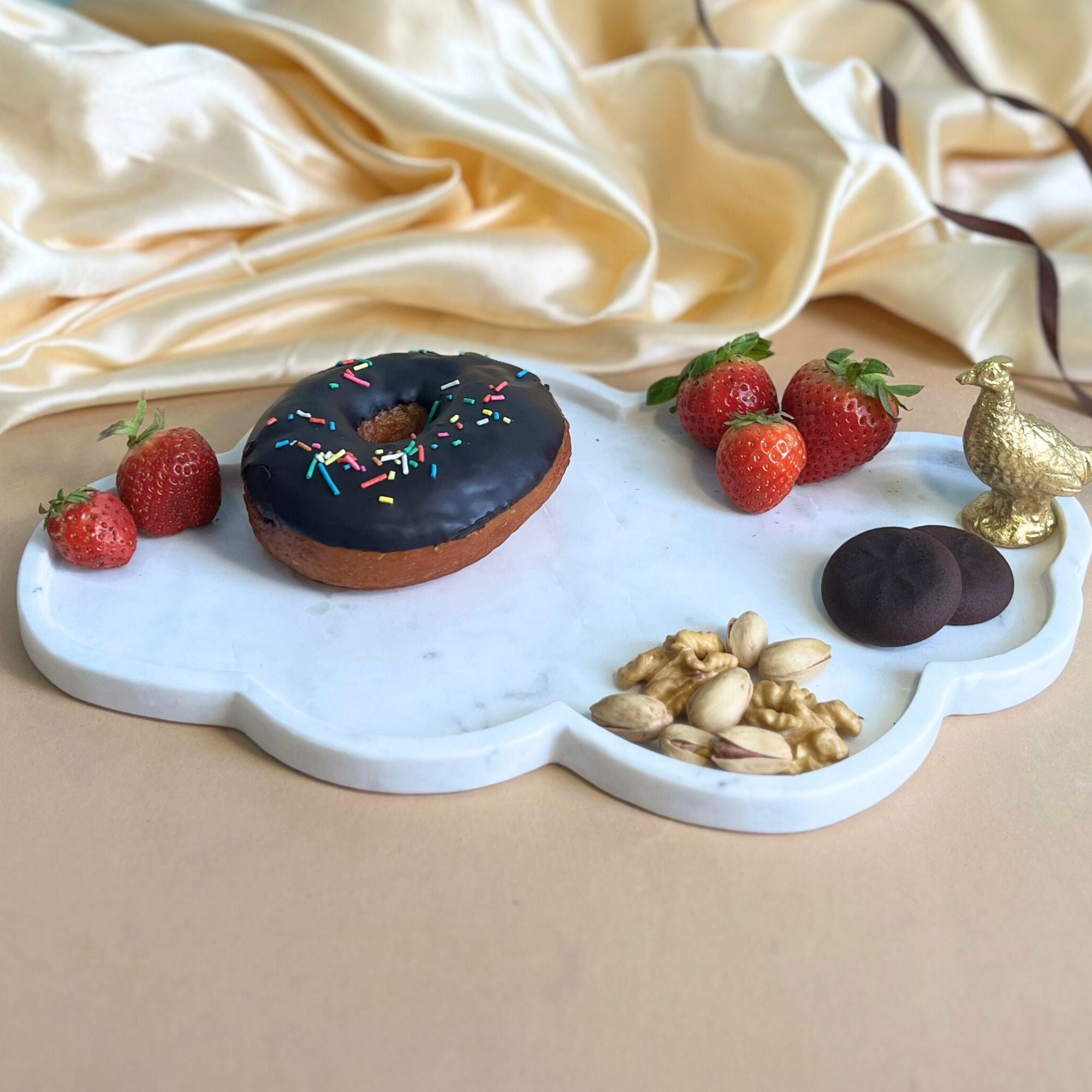 Dining & Entertainments