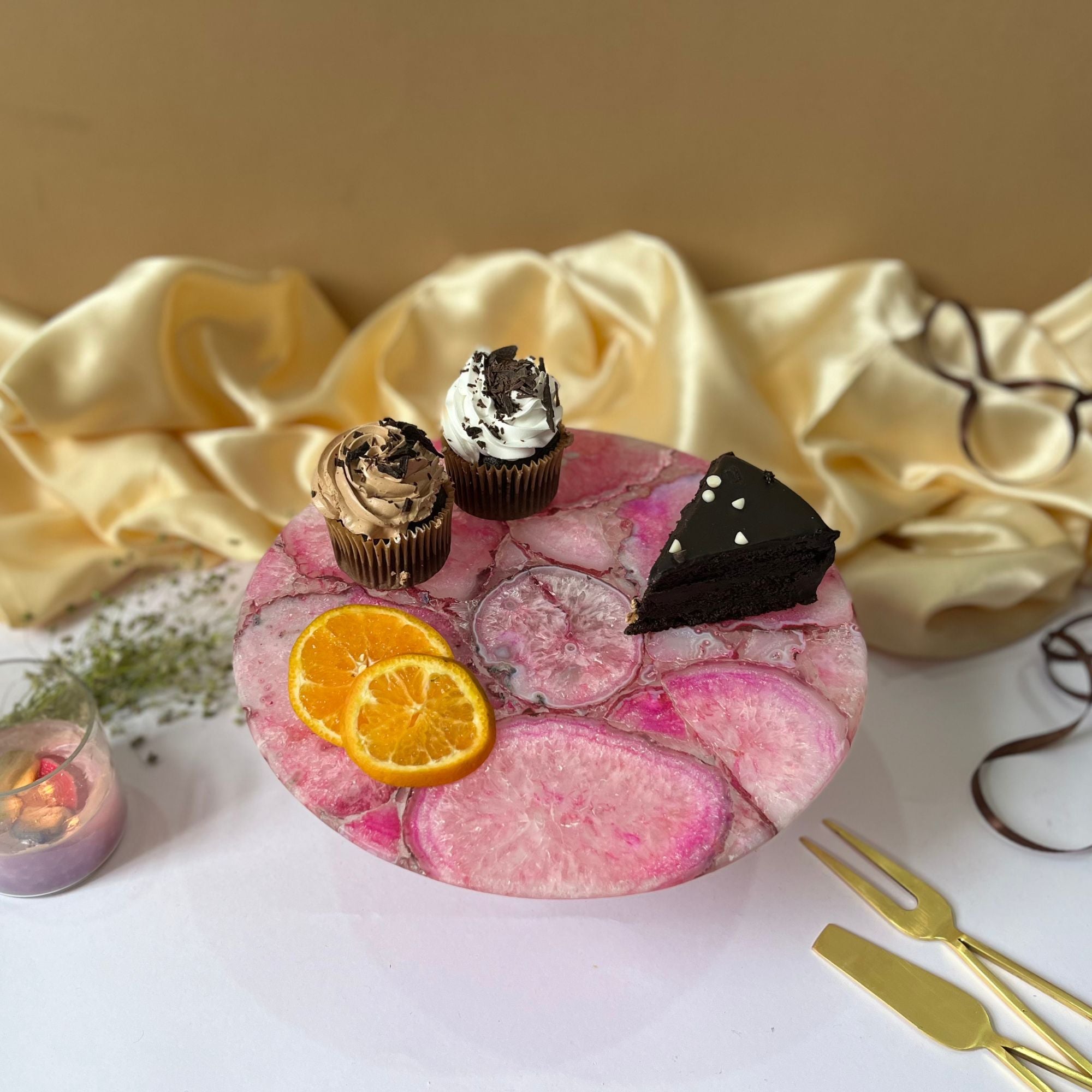 Pink Agate Cake Stand with Wooden Base - 10 Inches