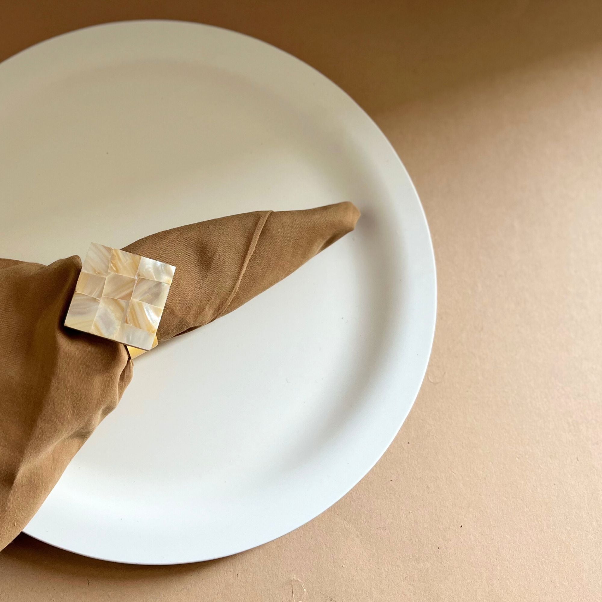 Round Shape  Mother of Pearl Napkin Rings set