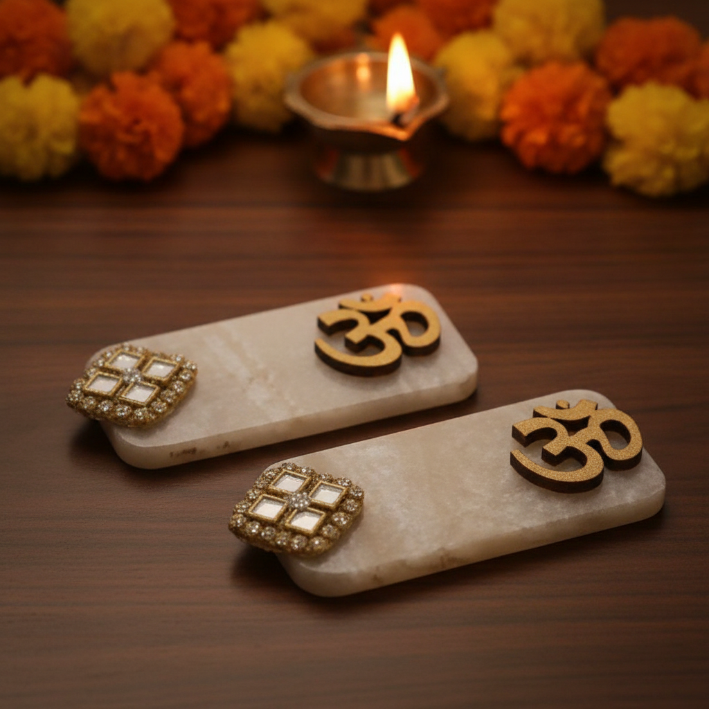 Resin OM Door Hangings