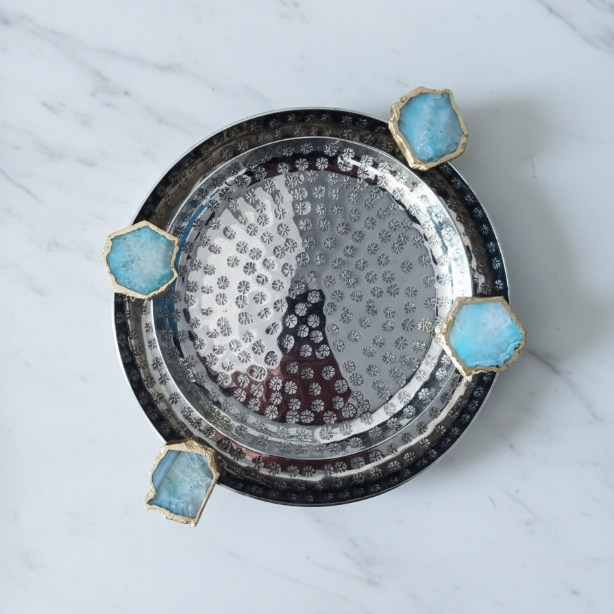 Round Aluminum Tray with Turquoise Agate
