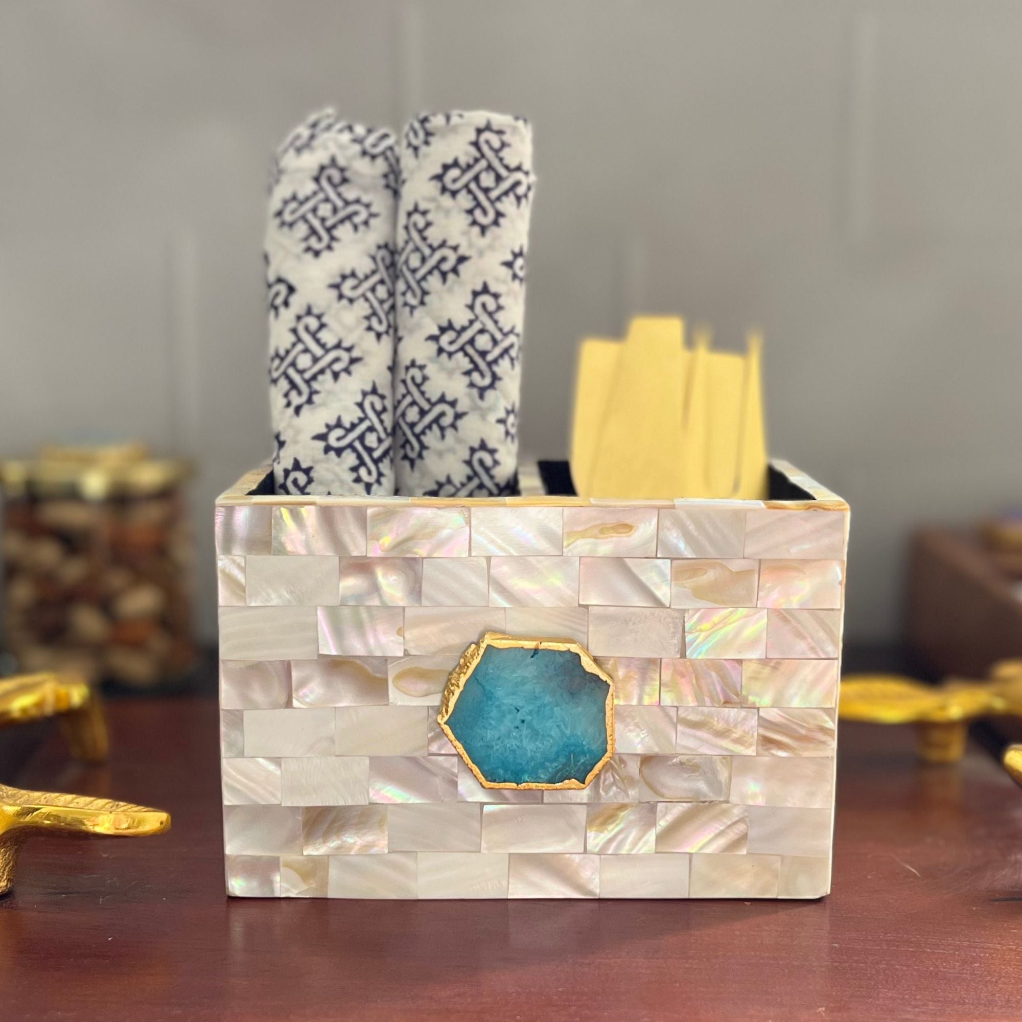 Green  Agate  With Mother Of Pearl Cutlery Holder