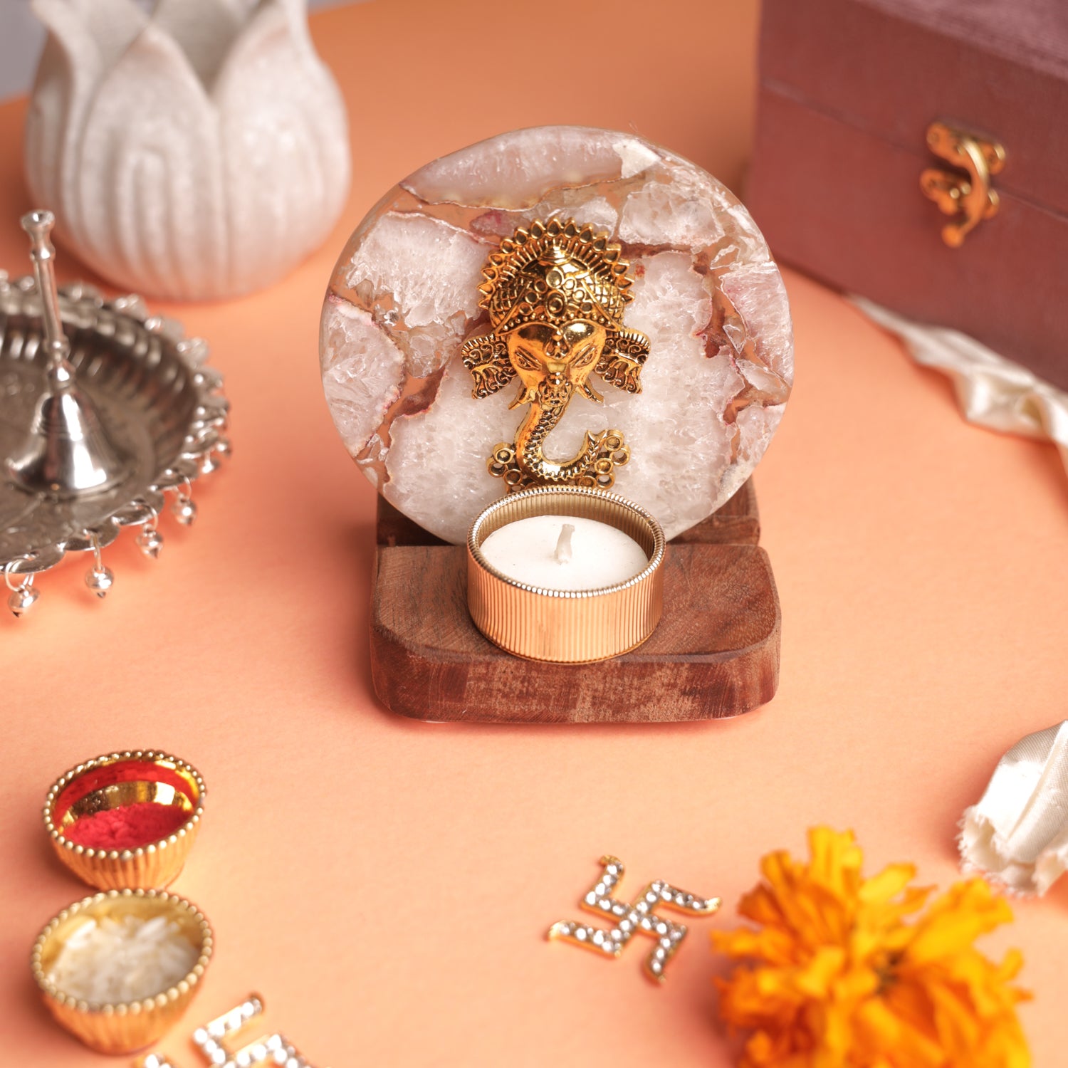 Agate Ganesha Wooden Tealight - White