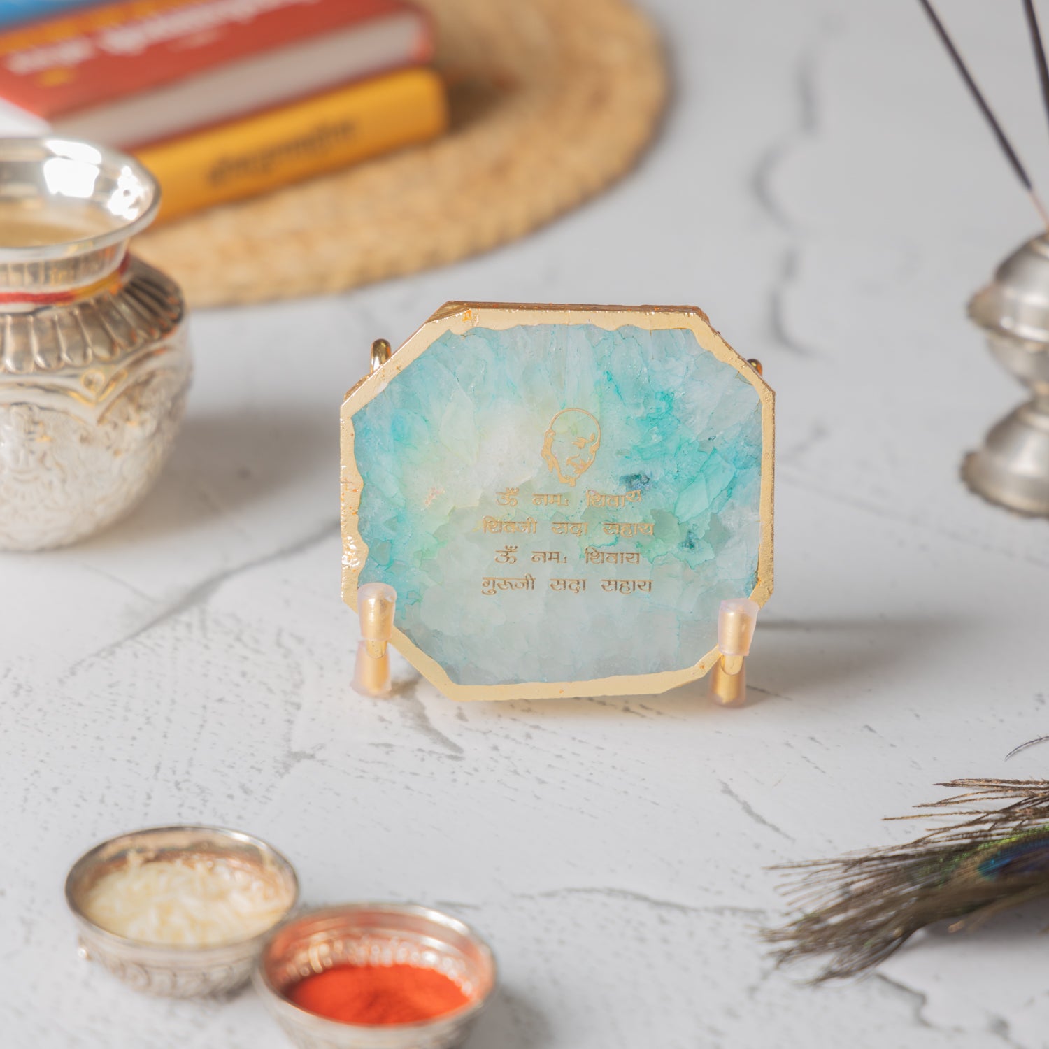 Guru Ji Mantra Green Agate Metal Showpiece