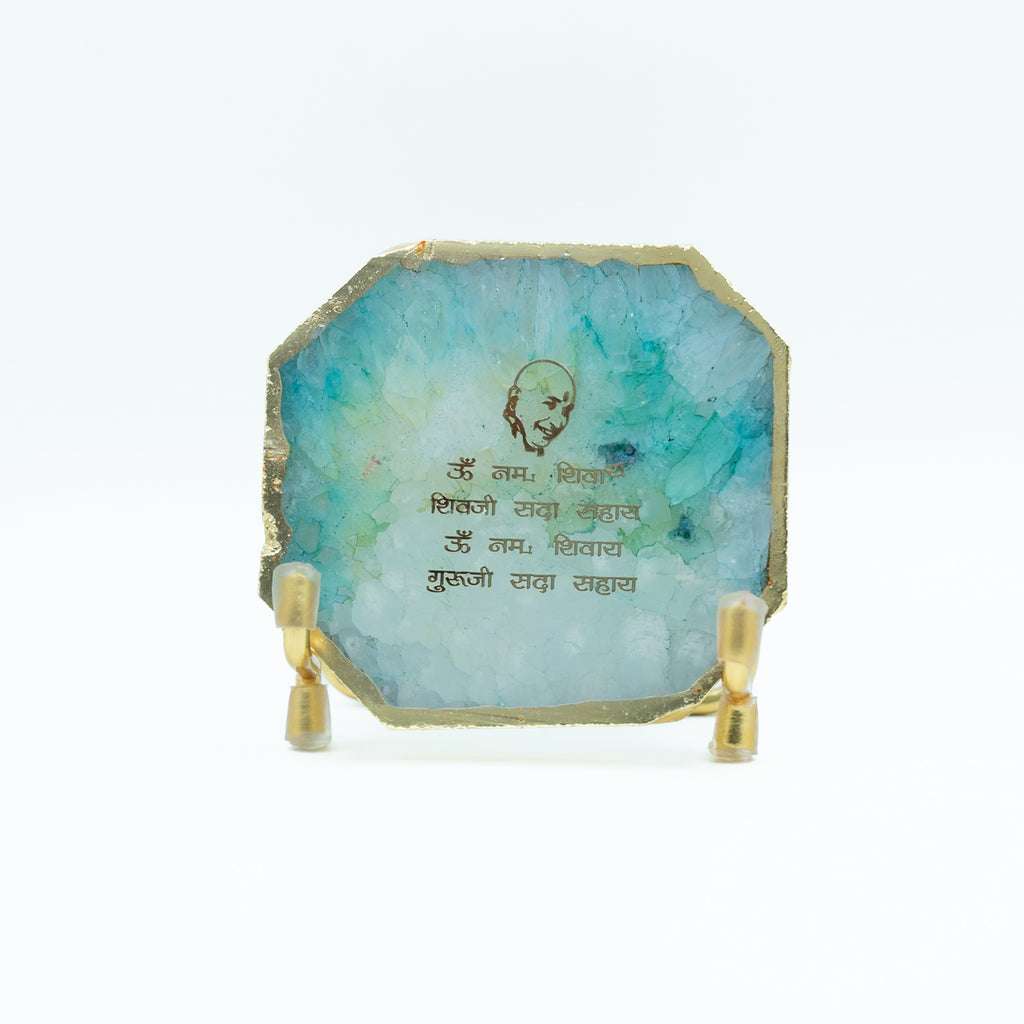 Guru Ji Mantra Green Agate Metal Showpiece