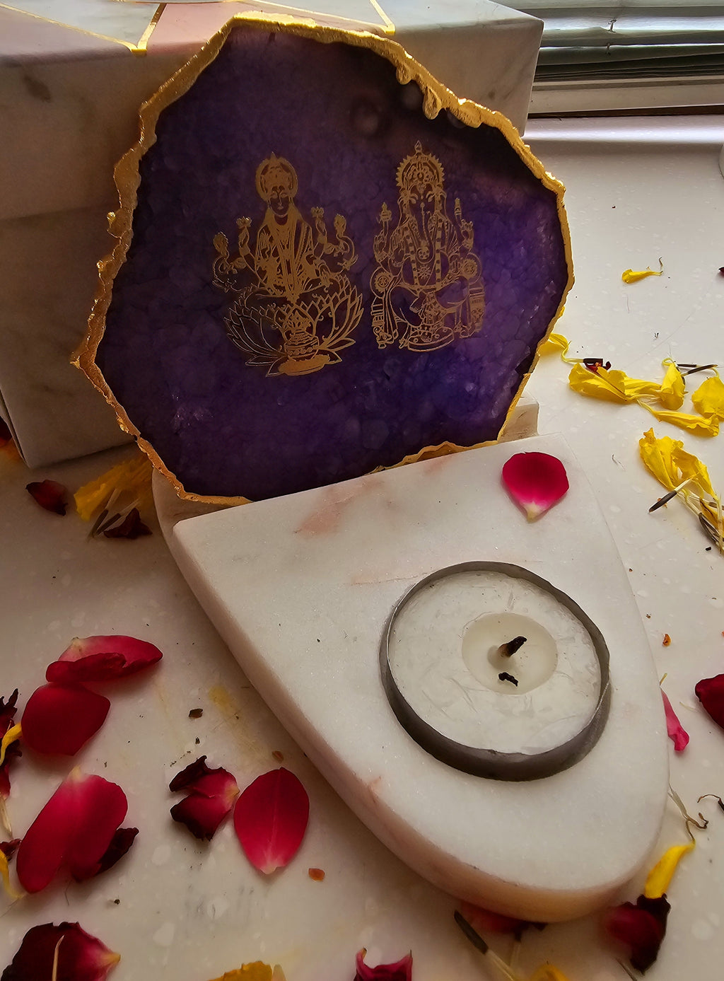 Laxmi Ganesha Agate with Marble Base Front Side Tealight-Purple
