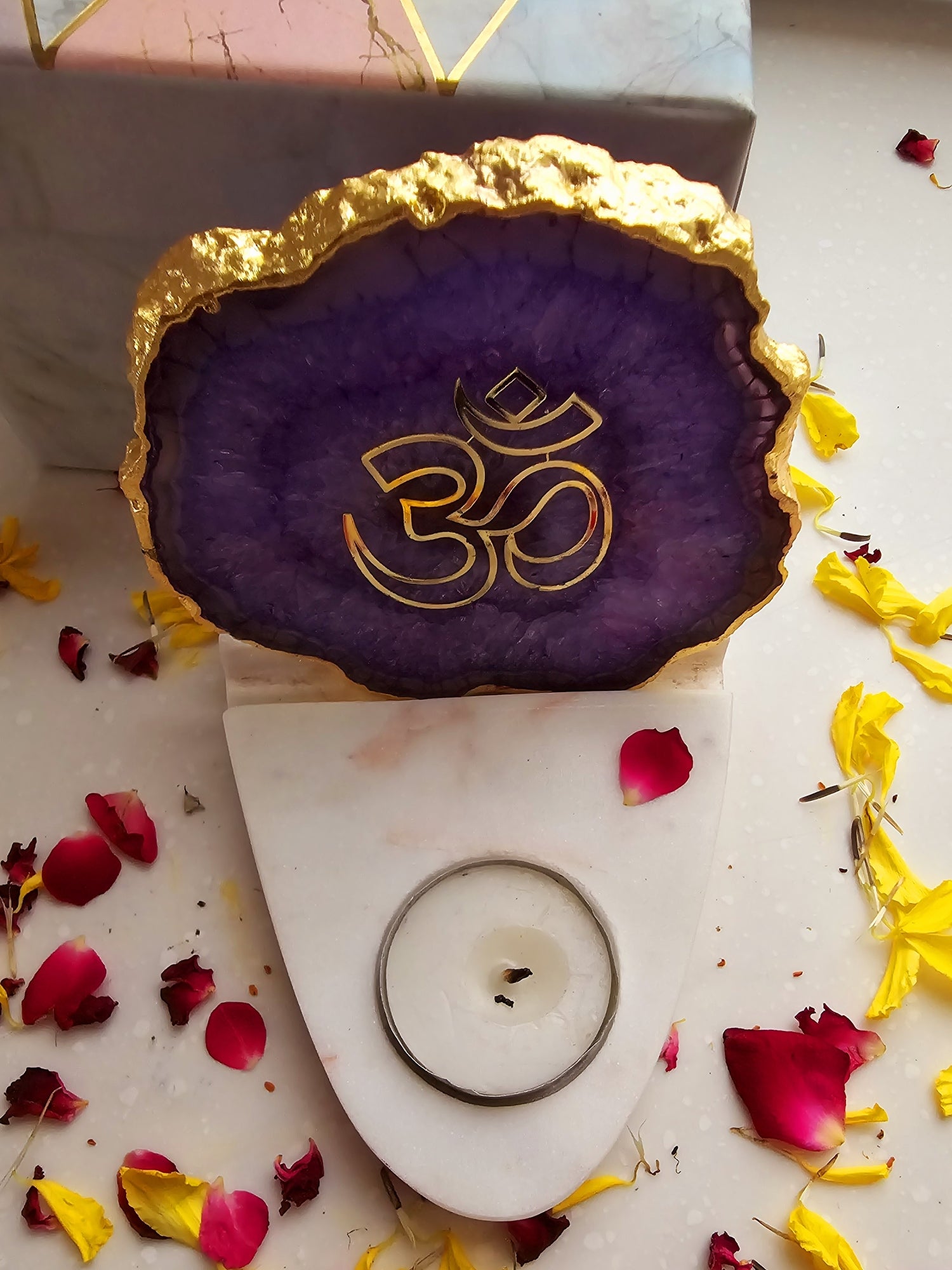 OM Agate with Marble Base Front Side Tealight-Purple