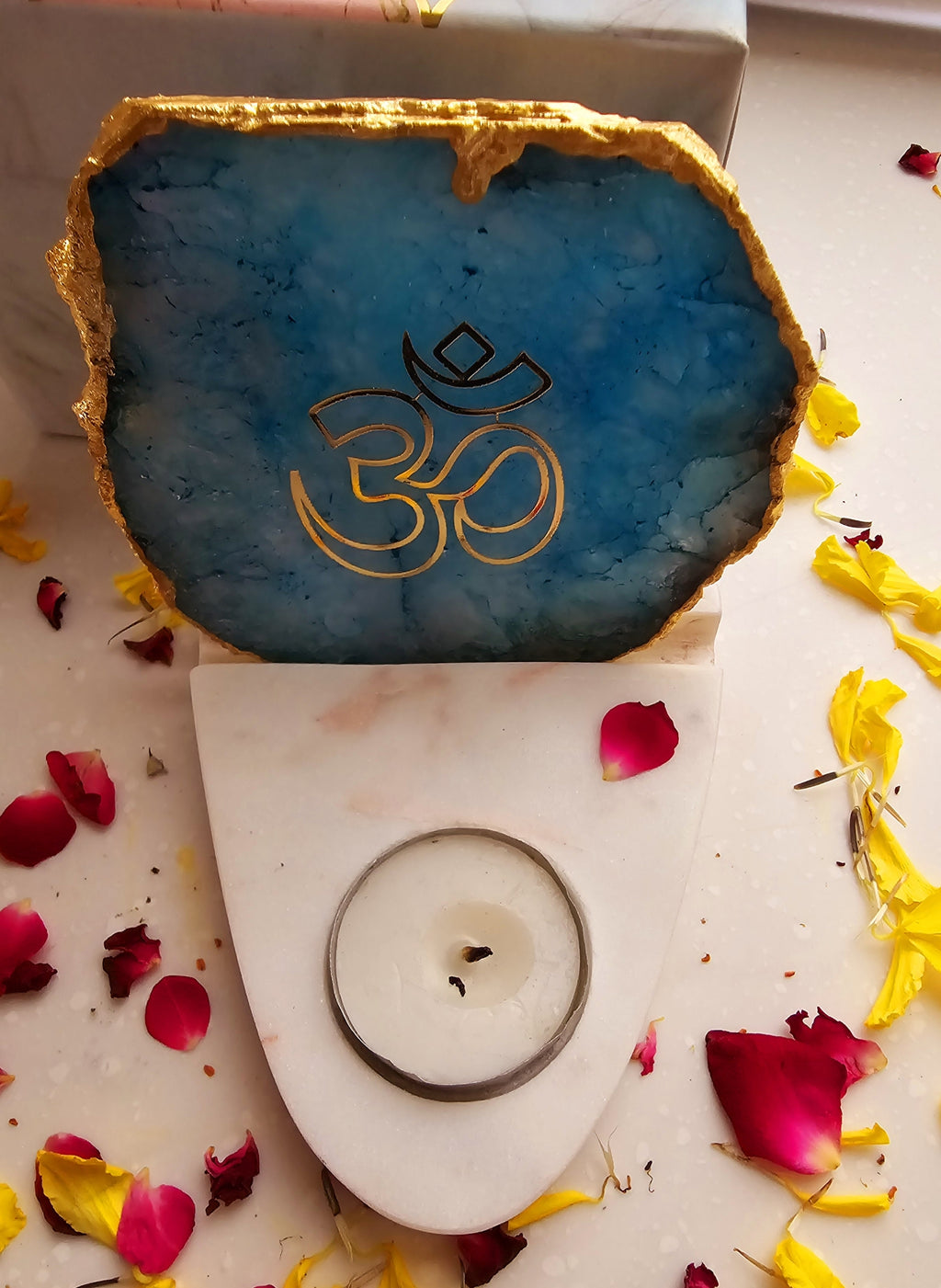 OM Agate with Marble Base Front Side Tealight-Turquoise