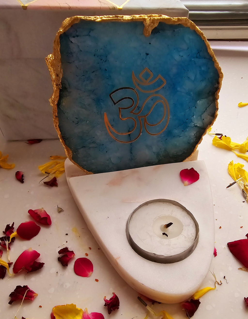 OM Agate with Marble Base Front Side Tealight-Turquoise