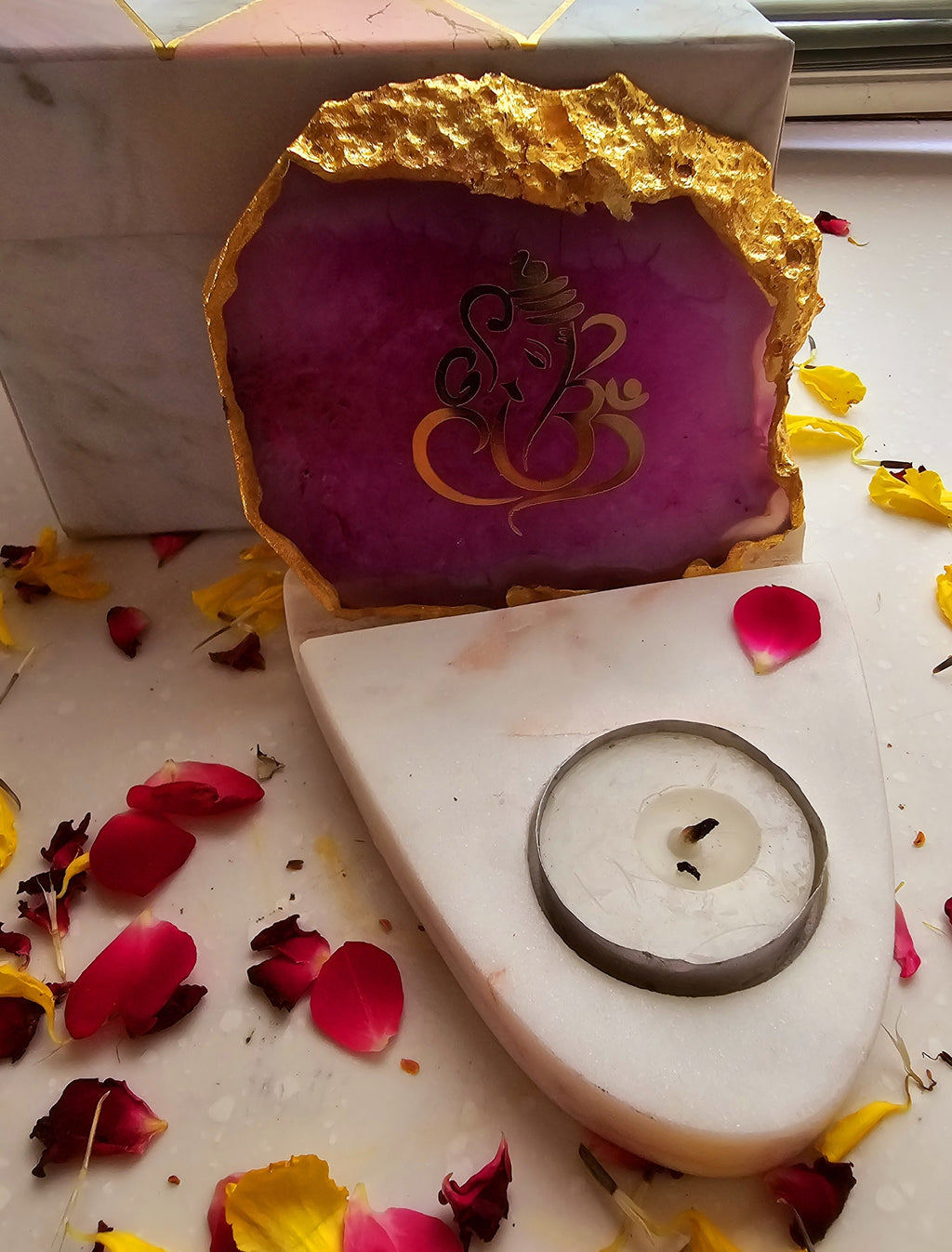 Ganesha Agate with Marble Base Front Side Tealight-Pink