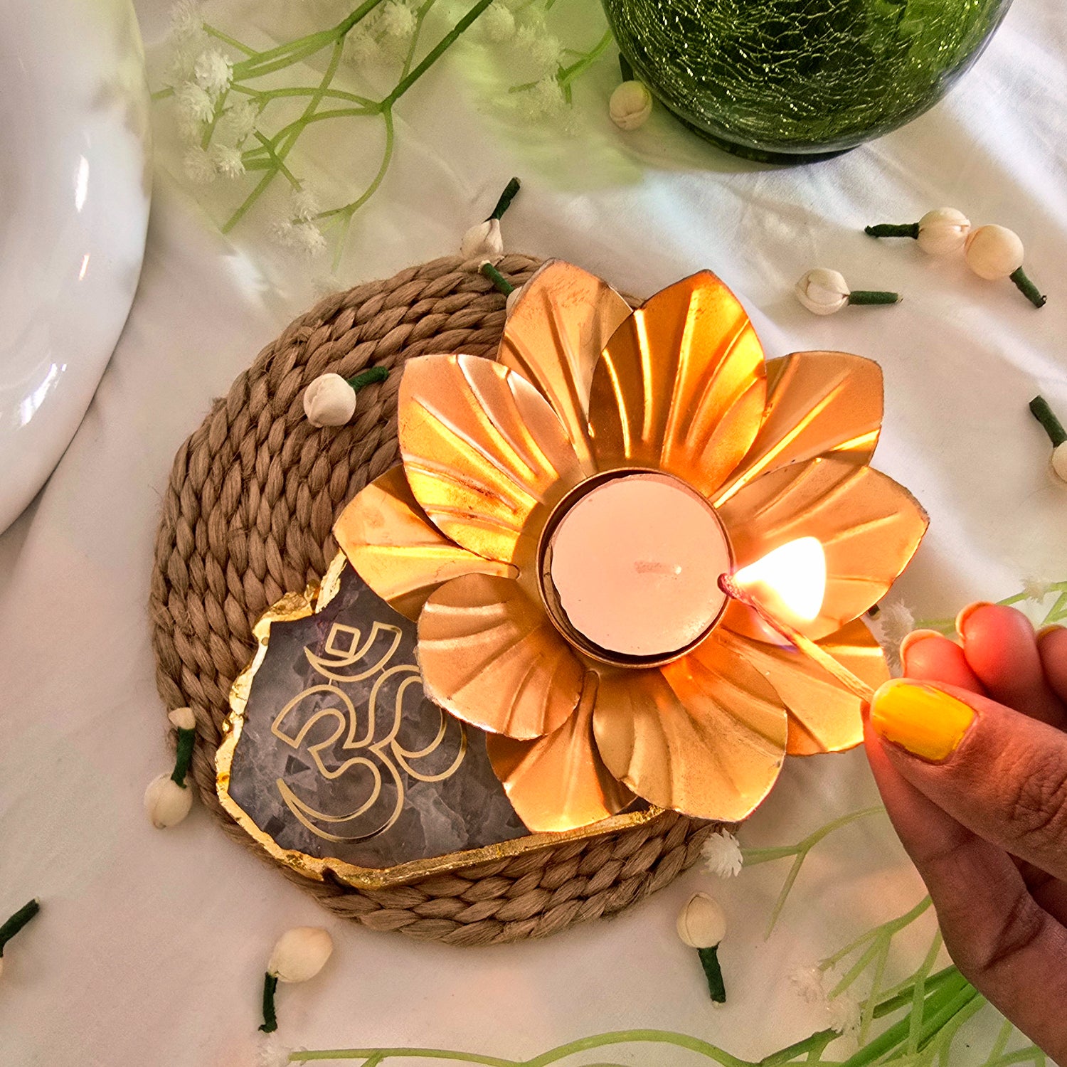 Agate Om Flower Shape Tealight Holder- White