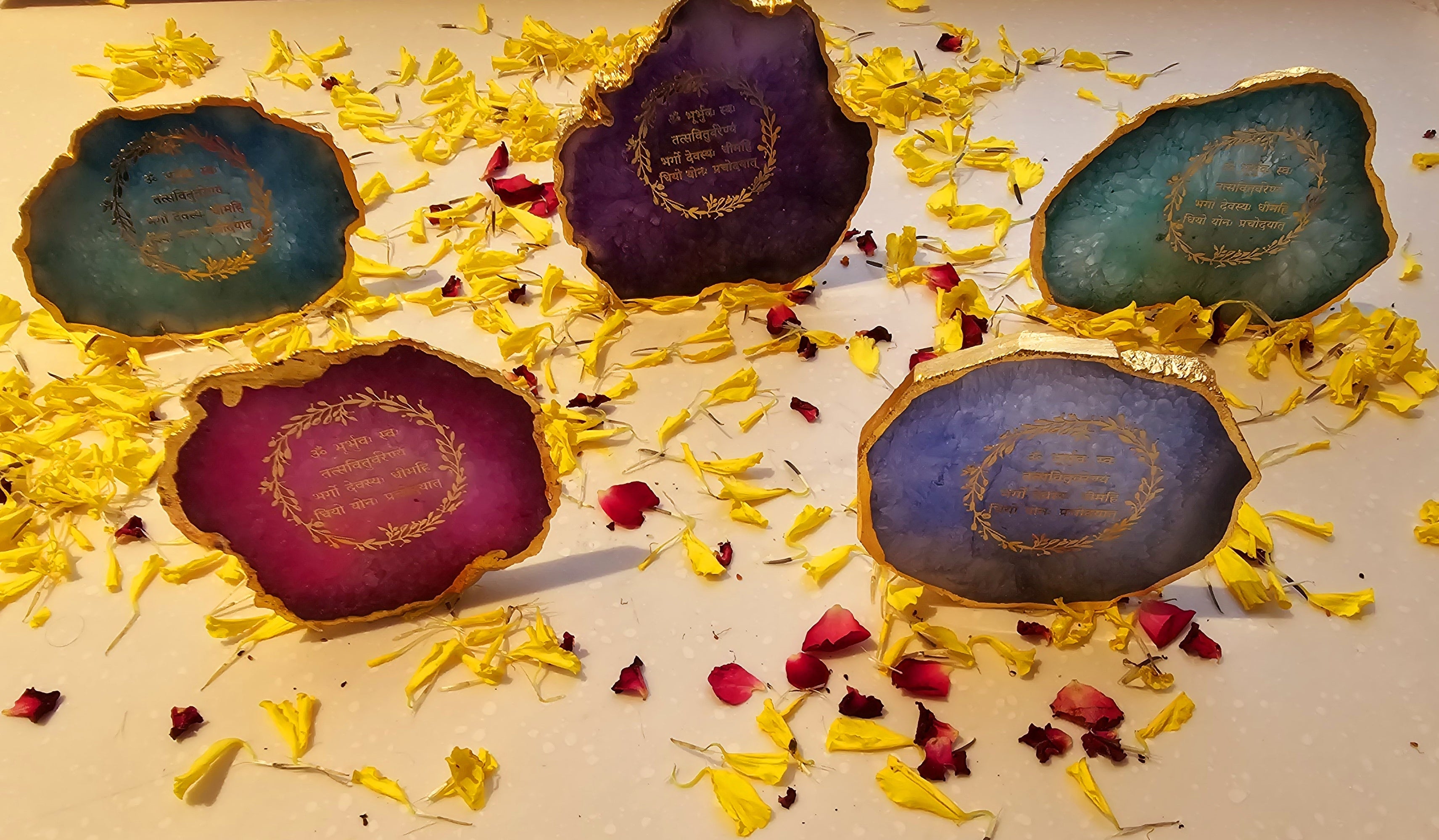 Agate Gayatri Mantra Small Back Side Tealight- Green