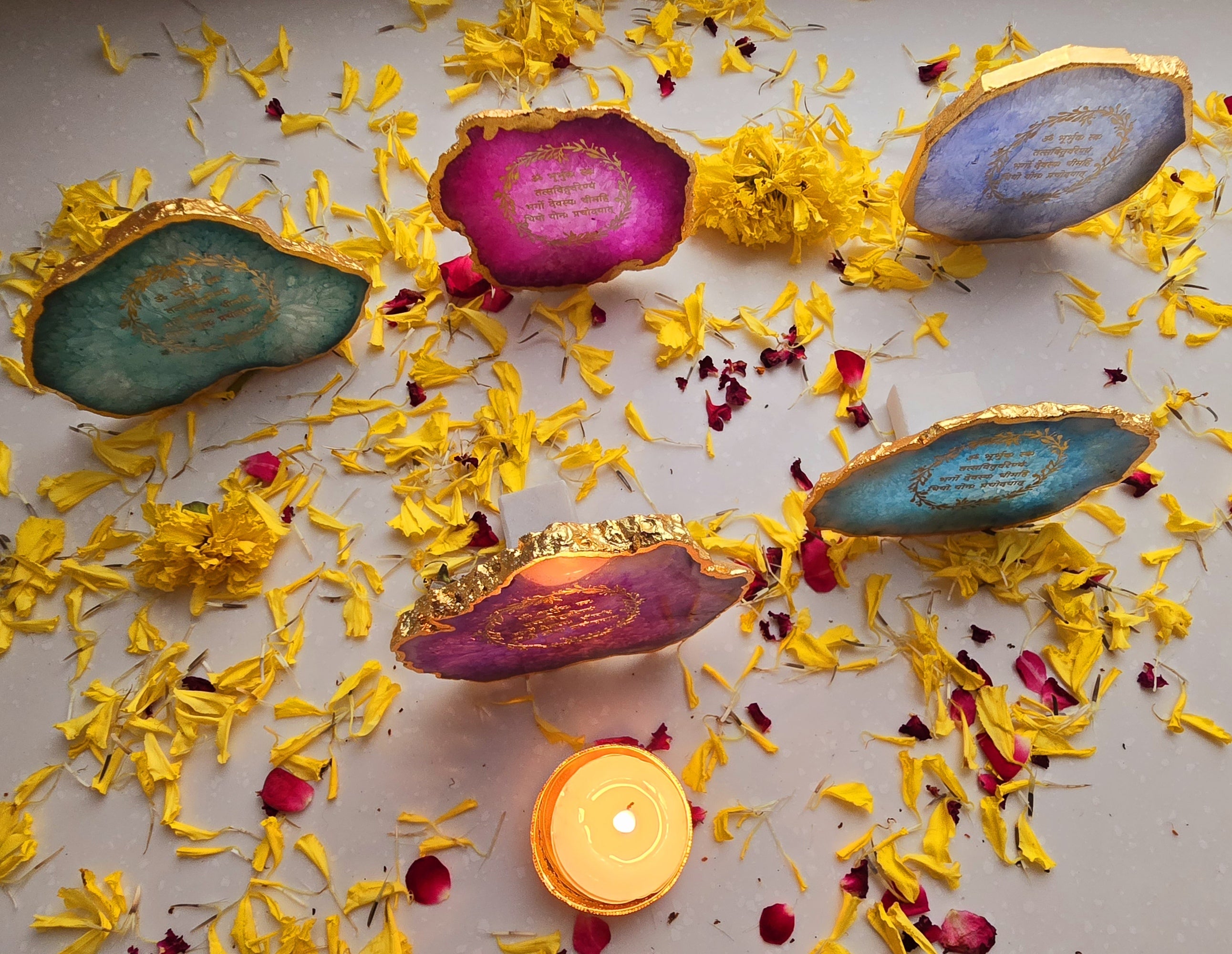 Agate Gayatri Mantra Small Back Side Tealight- Purple