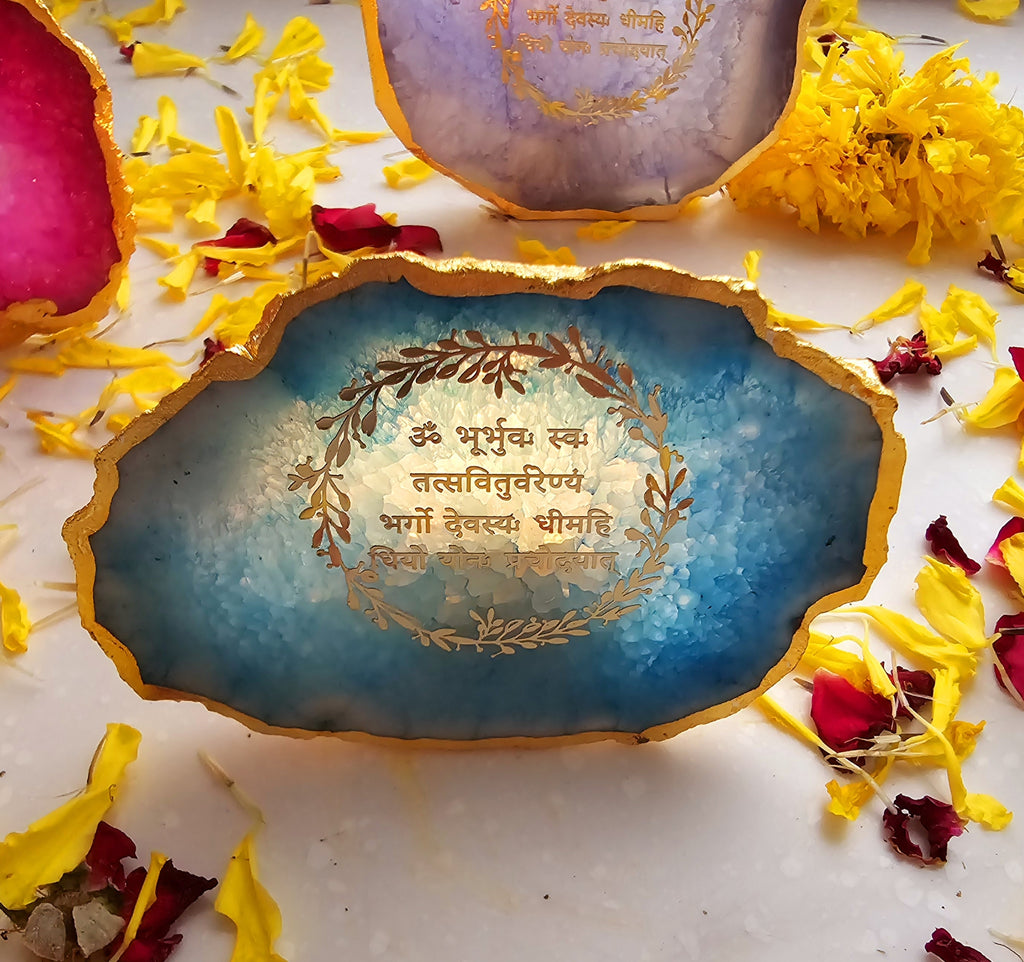Agate Gayatri Mantra Small Back Side Tealight- Turquoise