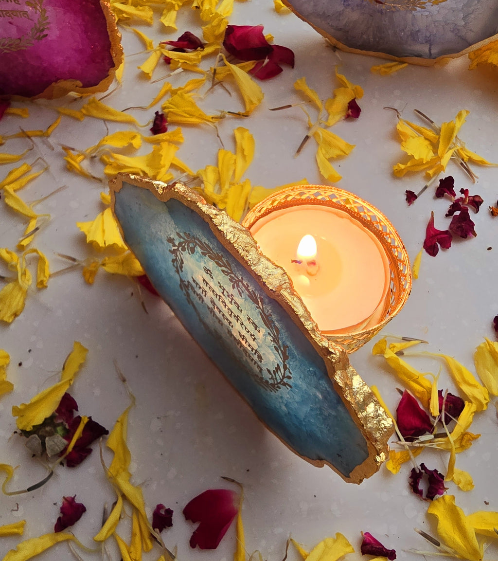Agate Gayatri Mantra Small Back Side Tealight- Turquoise