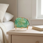 OM - Green Agate Metal Stand