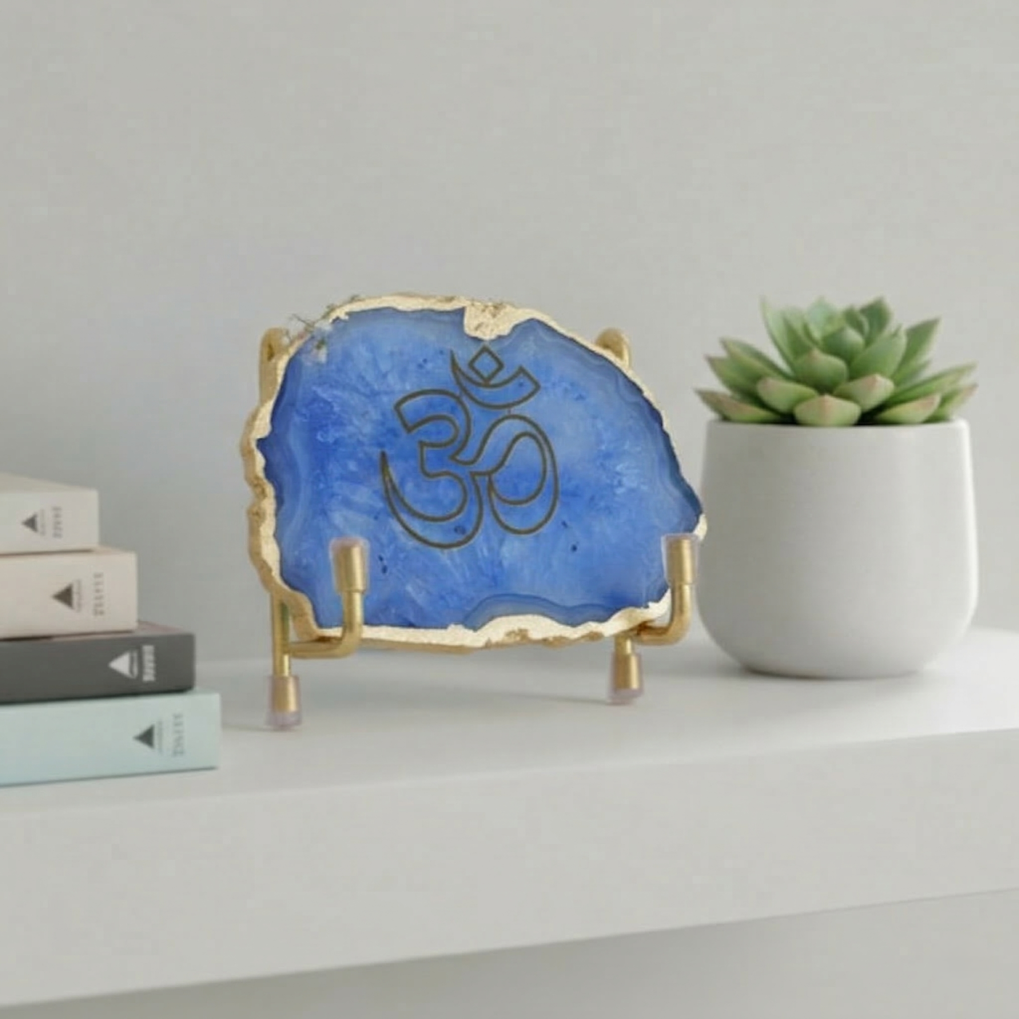 OM - Turquoise Agate metal Stand