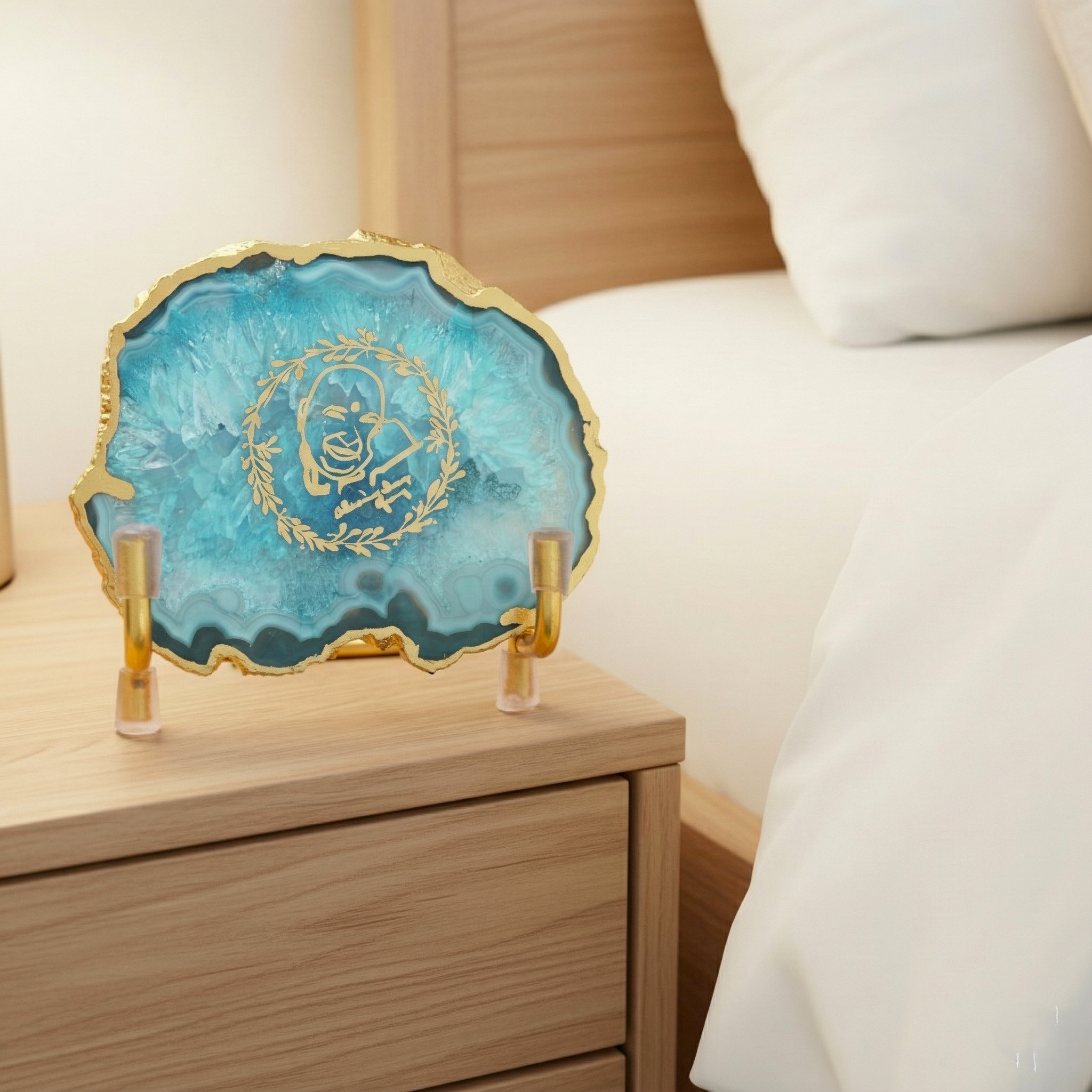 GURU JI- Turquoise Agate Metal Stand
