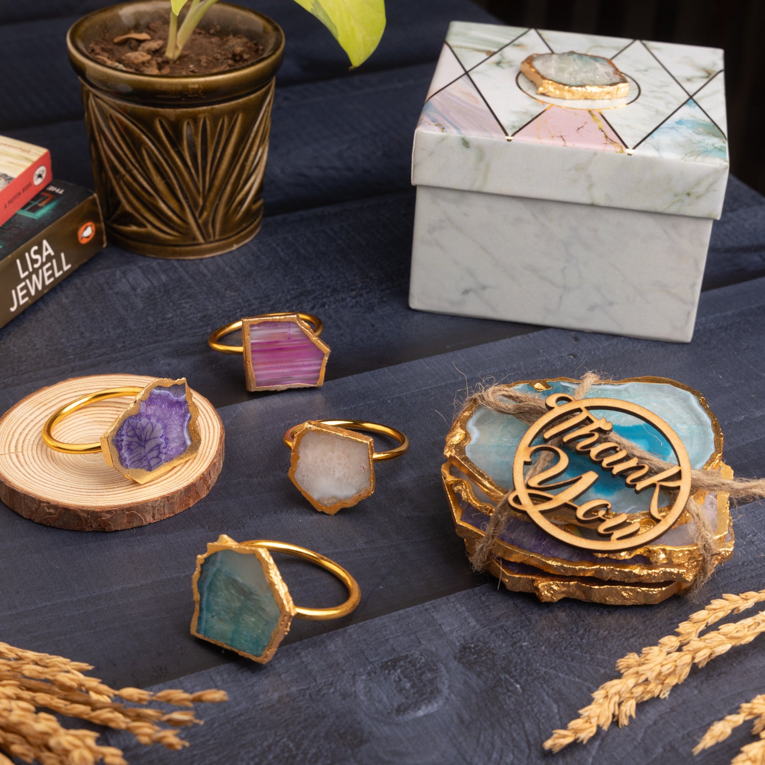 Agate Coasters and Napkin Rings set of 4 Hamper