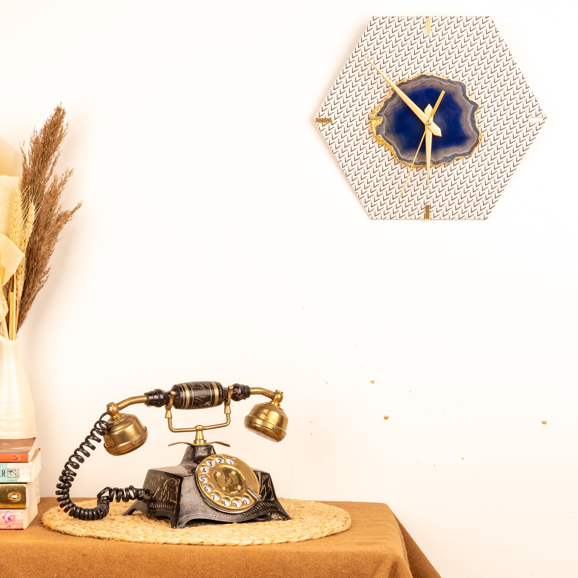 Black and White Wall Clock(Hexagon)