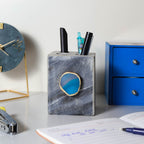 white pen stand