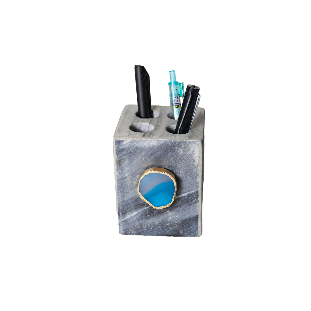 white pen stand