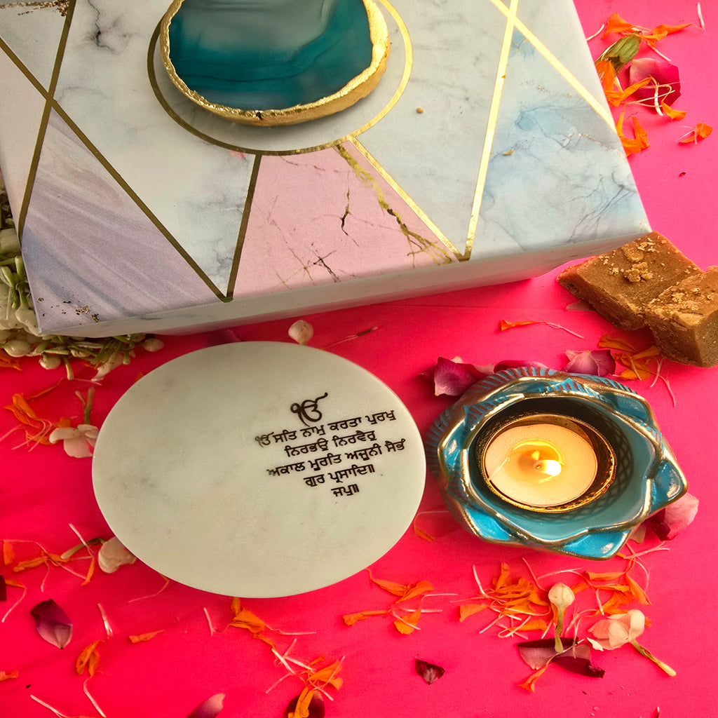 White Marble IK ONKAR Choki And Polyresin Tea Light Holder