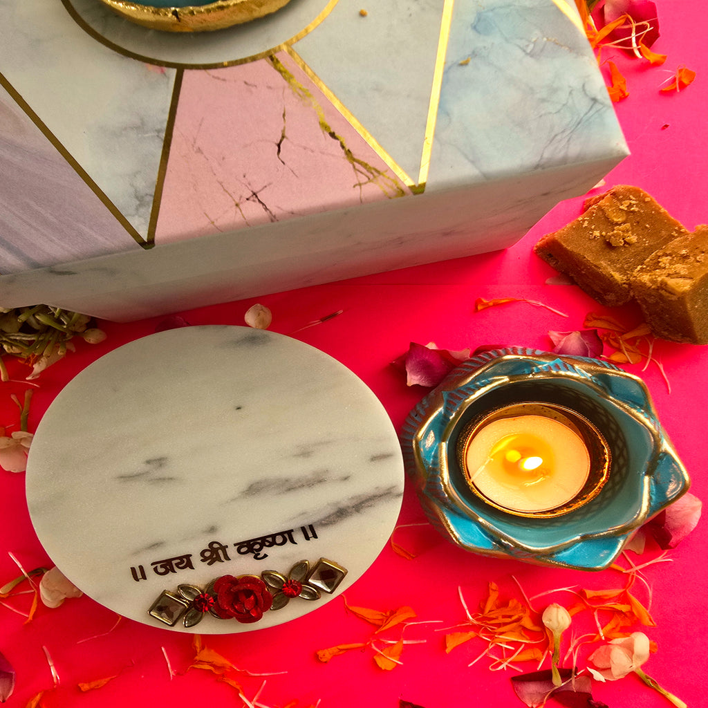 White Marble Jai Shree Krishna Choki And Polyresin Tea Light Holder