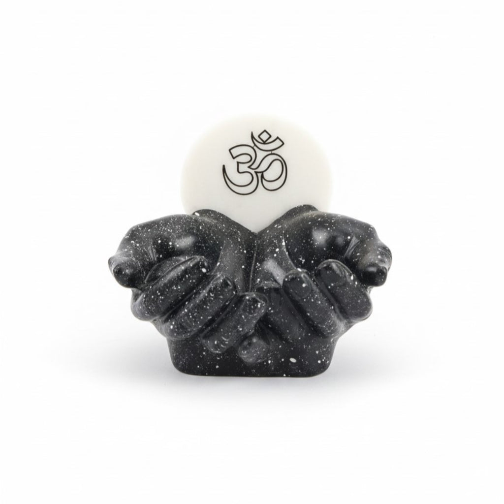 Marble OM With Black Hands Base