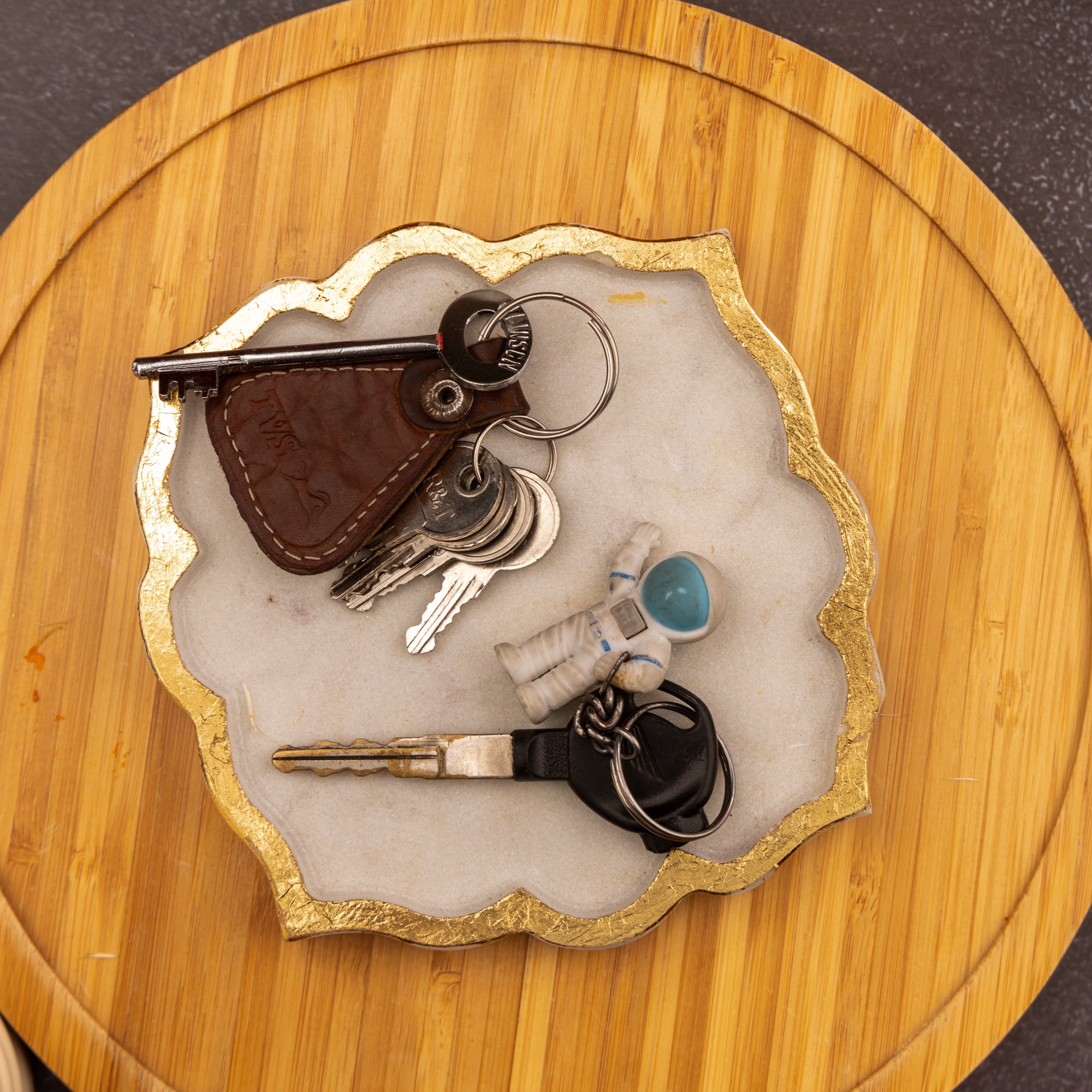 White Marble Rangoli Shape Platter