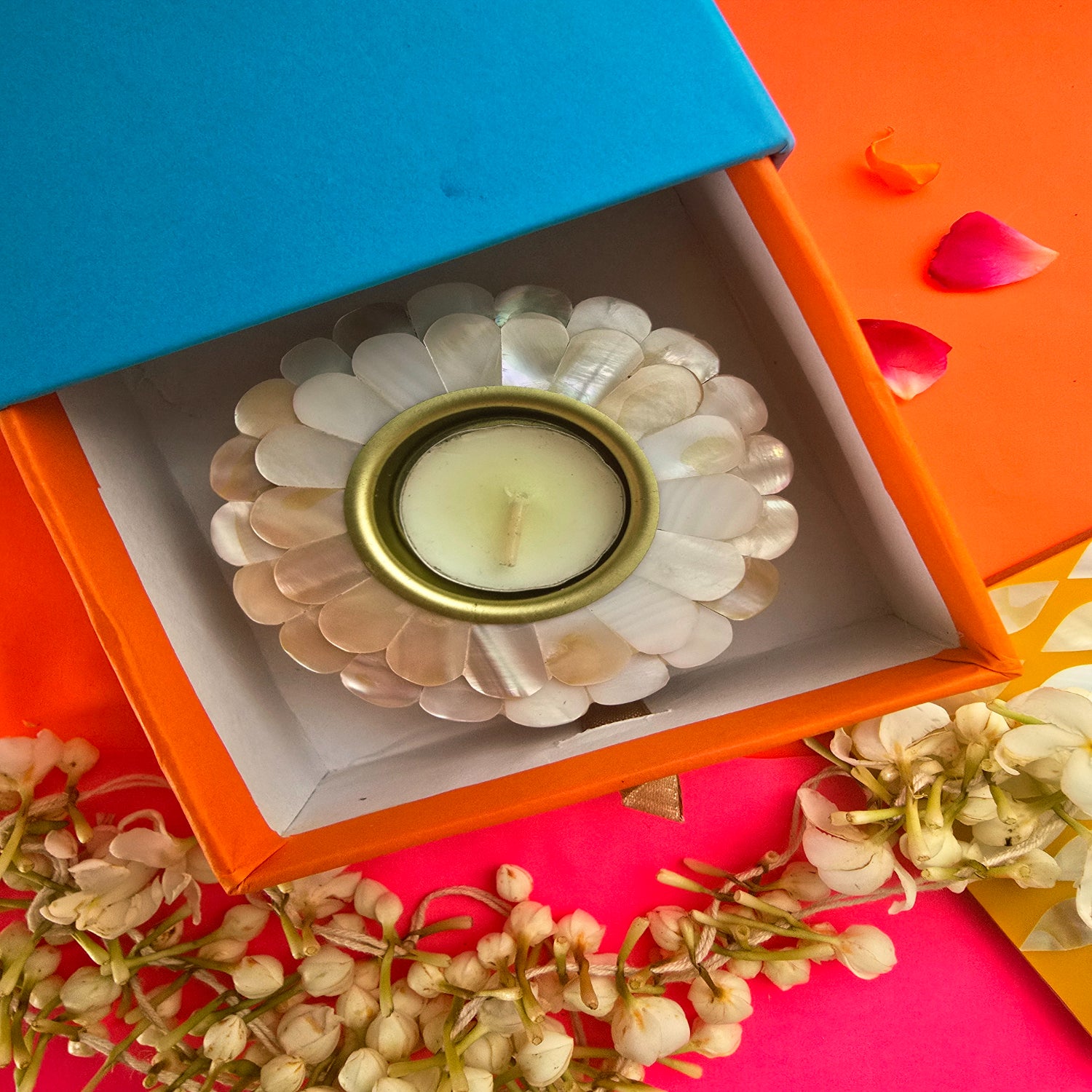 Mother Of Pearl White Floral Shape Tea Light Holder