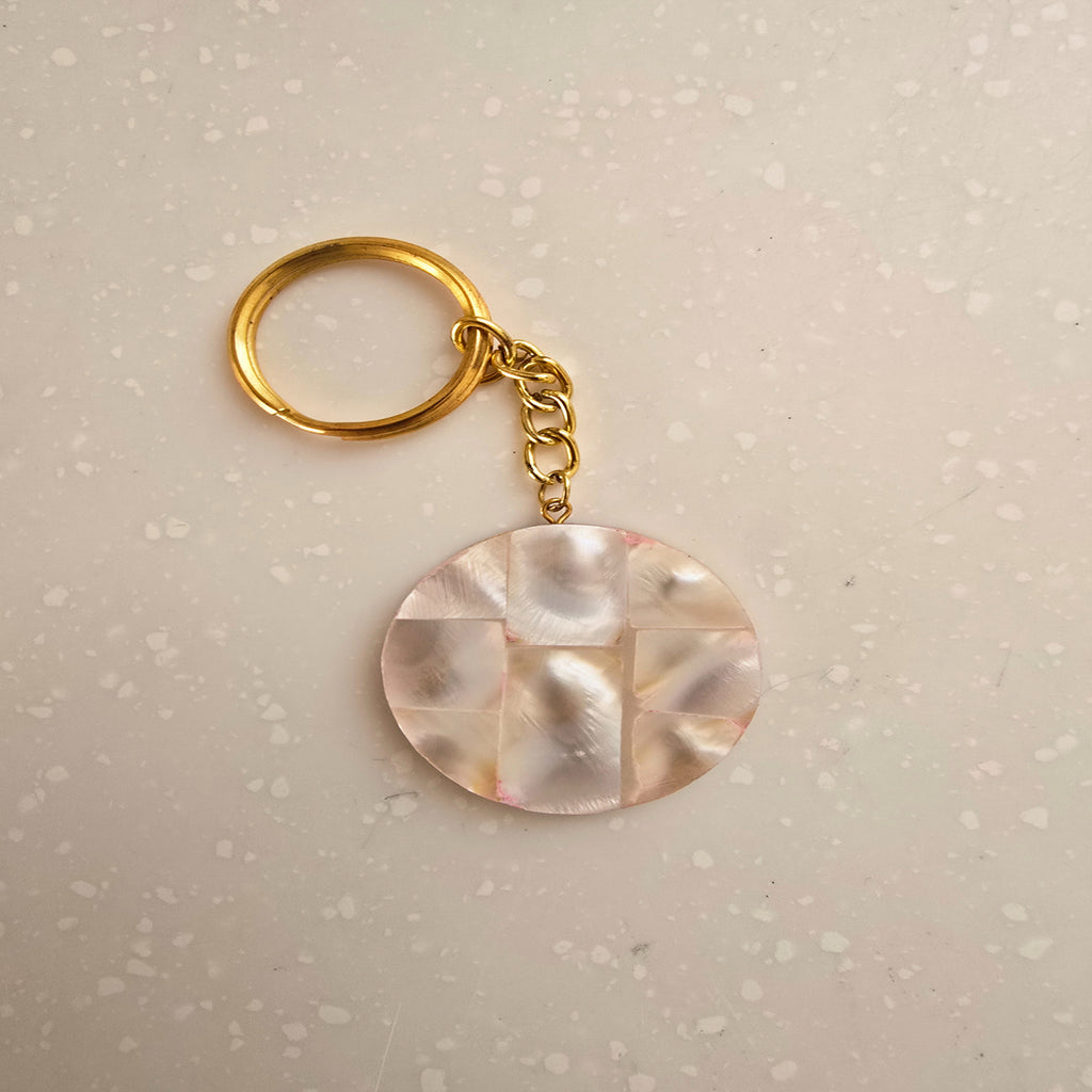 Mother Of Pearl Round Big KeyChain