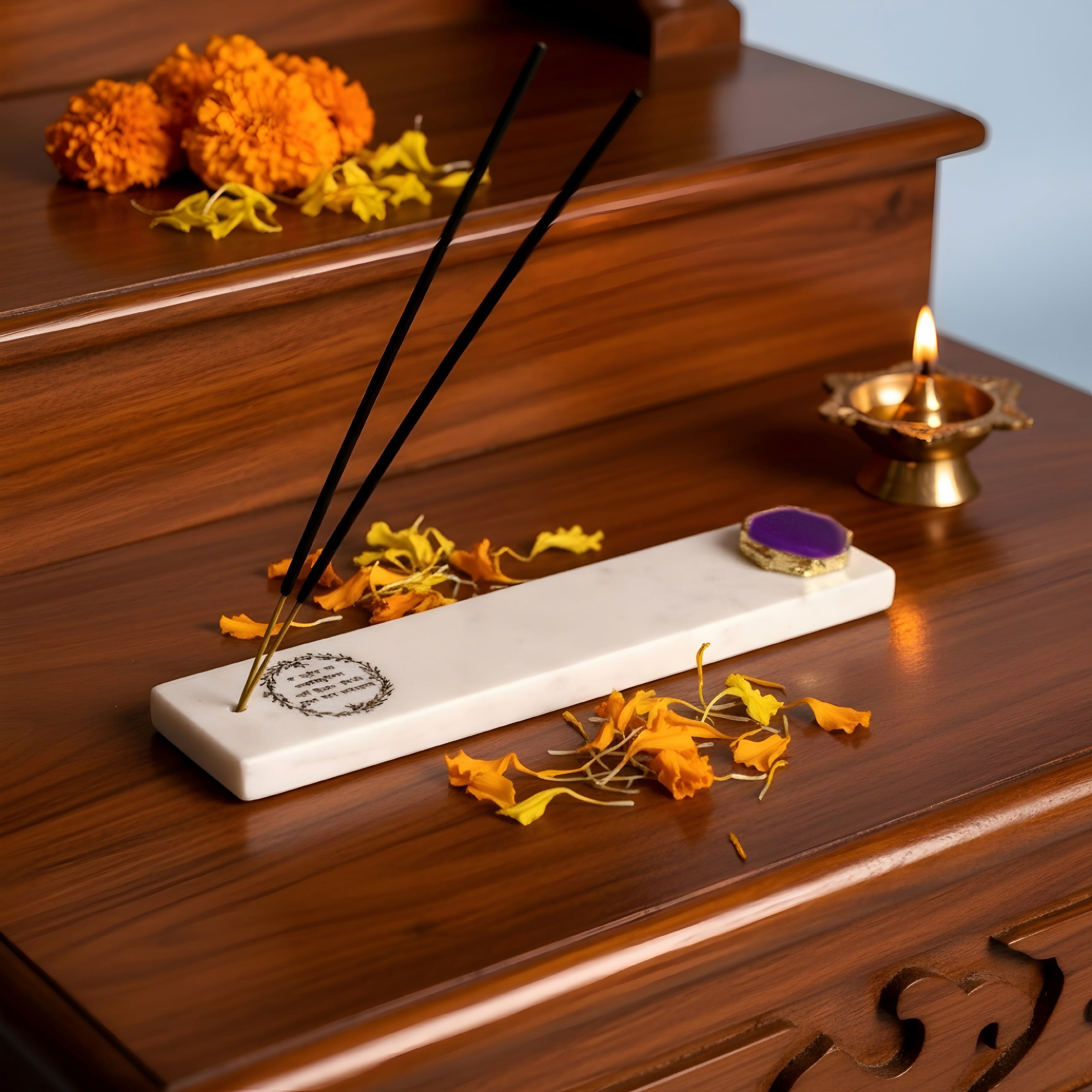 Marble with Agate Gayatri Mantra Agarbatti Stand