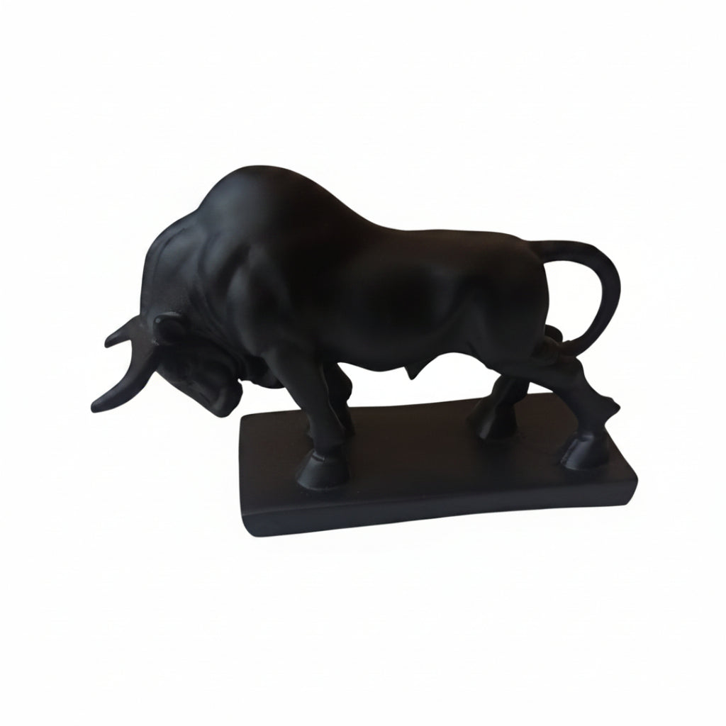 Black Attecking Bull Showpiece