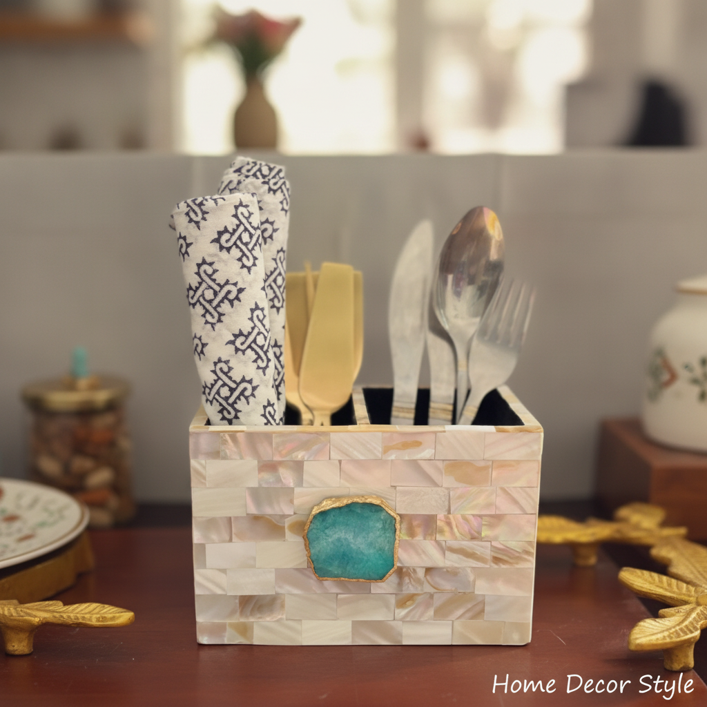 Green  Agate  With Mother Of Pearl Cutlery Holder
